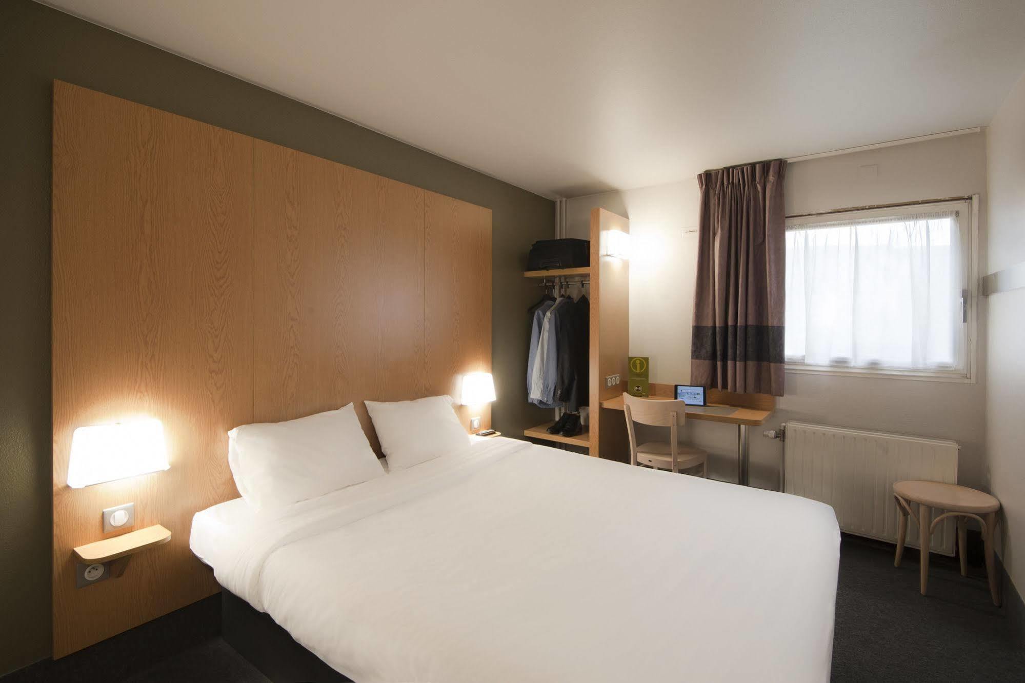 B&B Hotel Lyon Centre Monplaisir Exterior foto